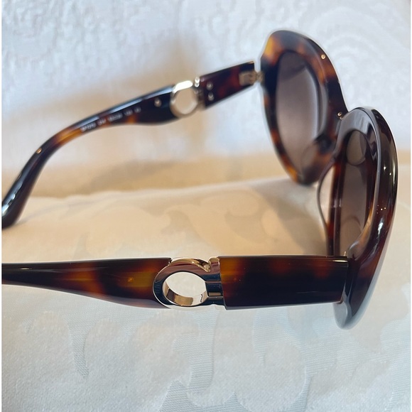 SALVATORE FERRAGAMO Tortoise Shell Sunglasses - Picture 5 of 15